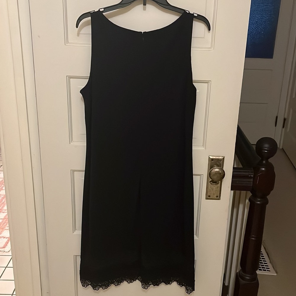 The Limited black, size L, lace like detailing in top and bottom - Picture 8 of 8